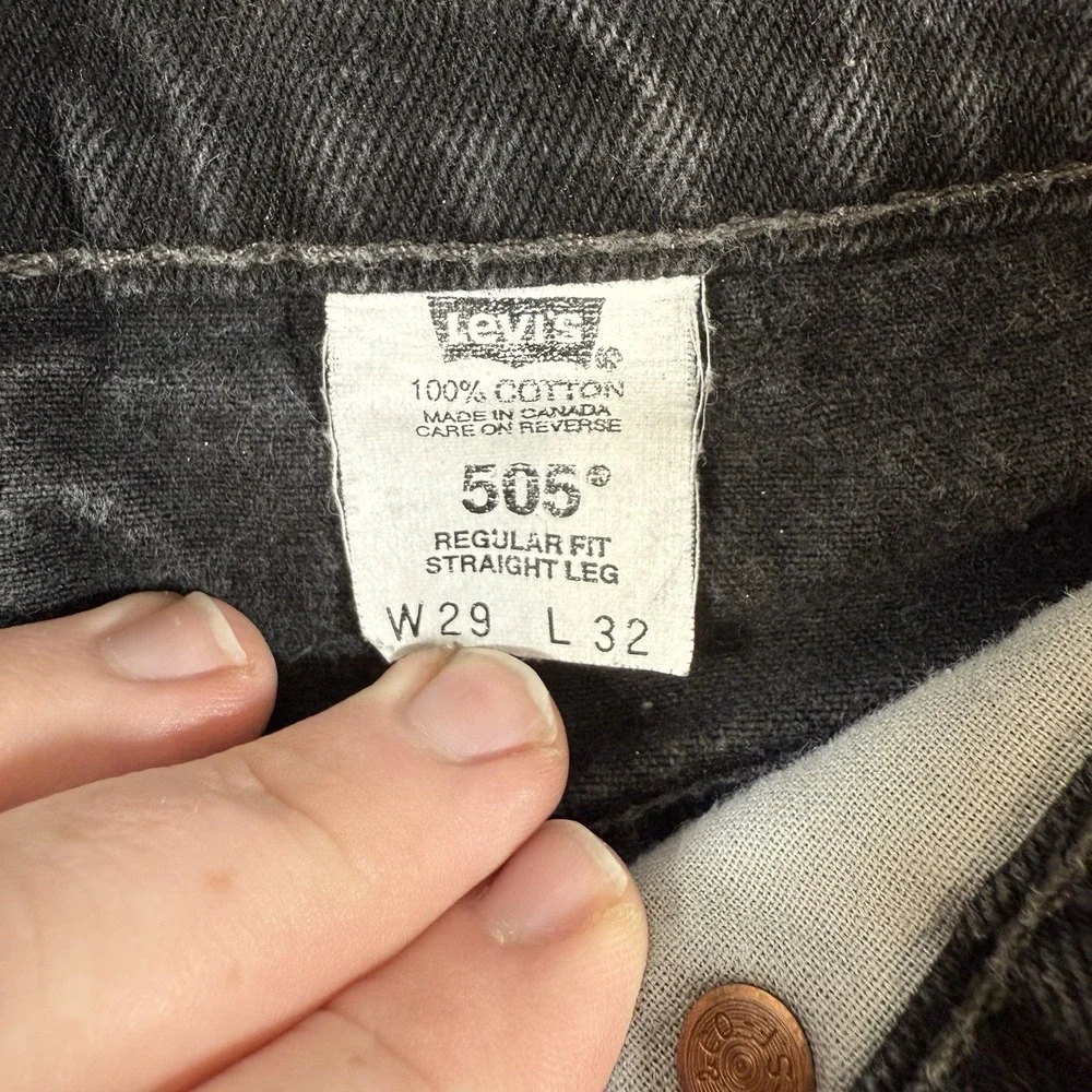 Vintage Levi's Jeans Mens 29x32 (Actual 26x28) Black 505 Regular Fit 100% Cotton